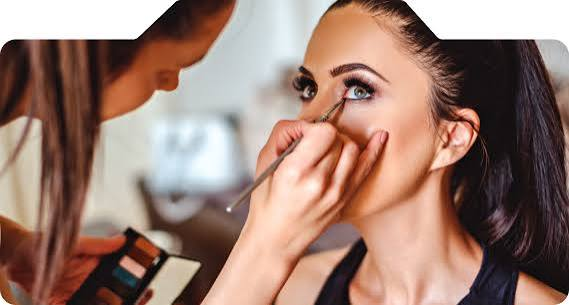 Does an Associate Degree in Cosmetology Take Longer?